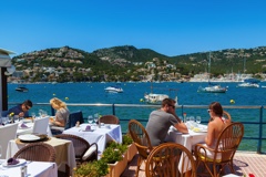 turismo-gastronomico-terraza-mar